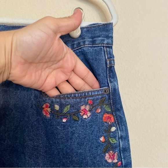 Bill Blass Vintage Floral Embroidered High Rise Blue Jean Sz 12P - Picture 7 of 16